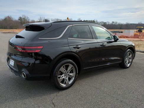 Certified 2024 Genesis GV70 3.5T Sport image 4