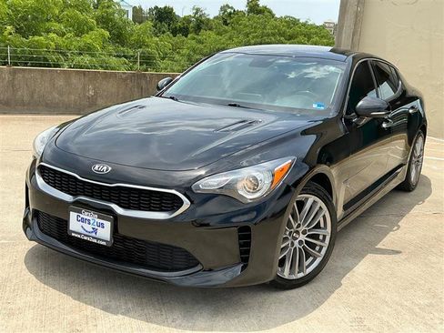 Used 2018 Kia Stinger RWD image 2
