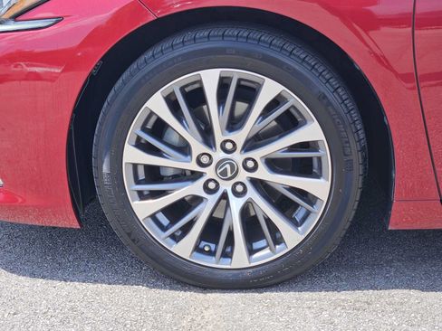 Used 2019 Lexus ES 350 w/ Premium Package FWD image 9