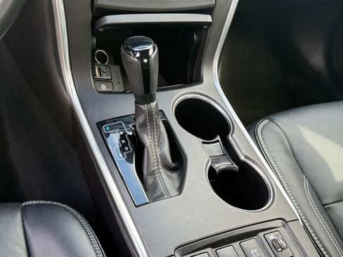 Used 2015 Toyota Camry XLE FWD image 19