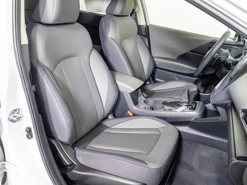 Used 2025 Subaru Crosstrek 2.0i Premium image 42