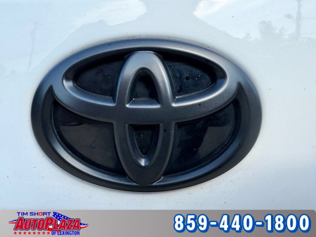 Used 2023 Toyota Sequoia TRD Pro AWD/4WD image 18