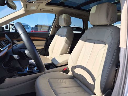 Certified 2023 Audi Q5 Premium w/ Convenience Package image 15