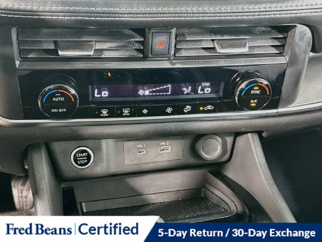 Used 2023 Nissan Rogue SV AWD/4WD image 24