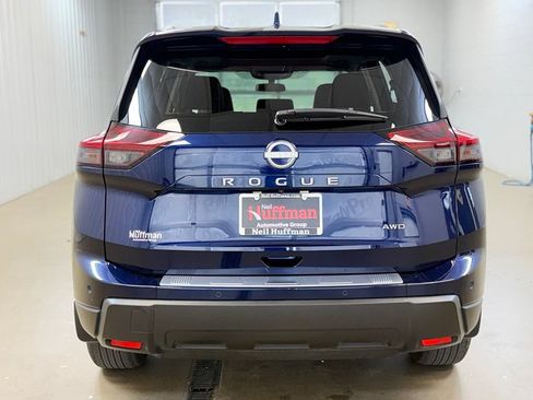 Used 2026 Nissan Rogue SV w/ SV Premium Package AWD/4WD image 6