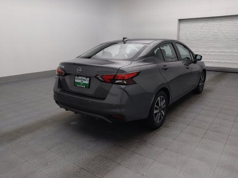 Used 2025 Nissan Versa SV FWD image 9