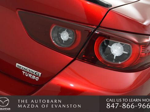 Certified 2025 MAZDA MAZDA3 2.5 Turbo Sedan w/Premium Plus image 34