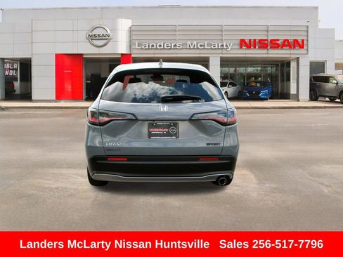 Used 2025 Honda HR-V Sport image 5