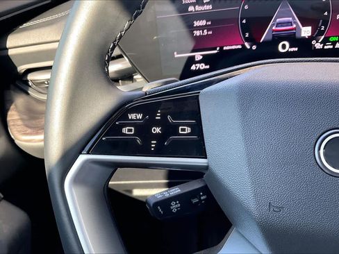 Certified 2025 Audi Q5 Premium w/ Convenience Package image 23