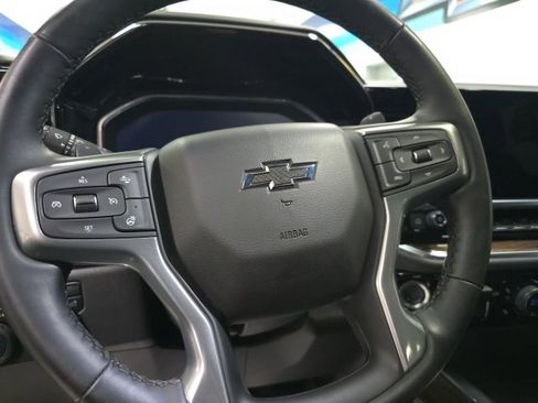 Used 2025 Chevrolet Silverado 1500 LT Trail Boss w/ Convenience Package II image 15