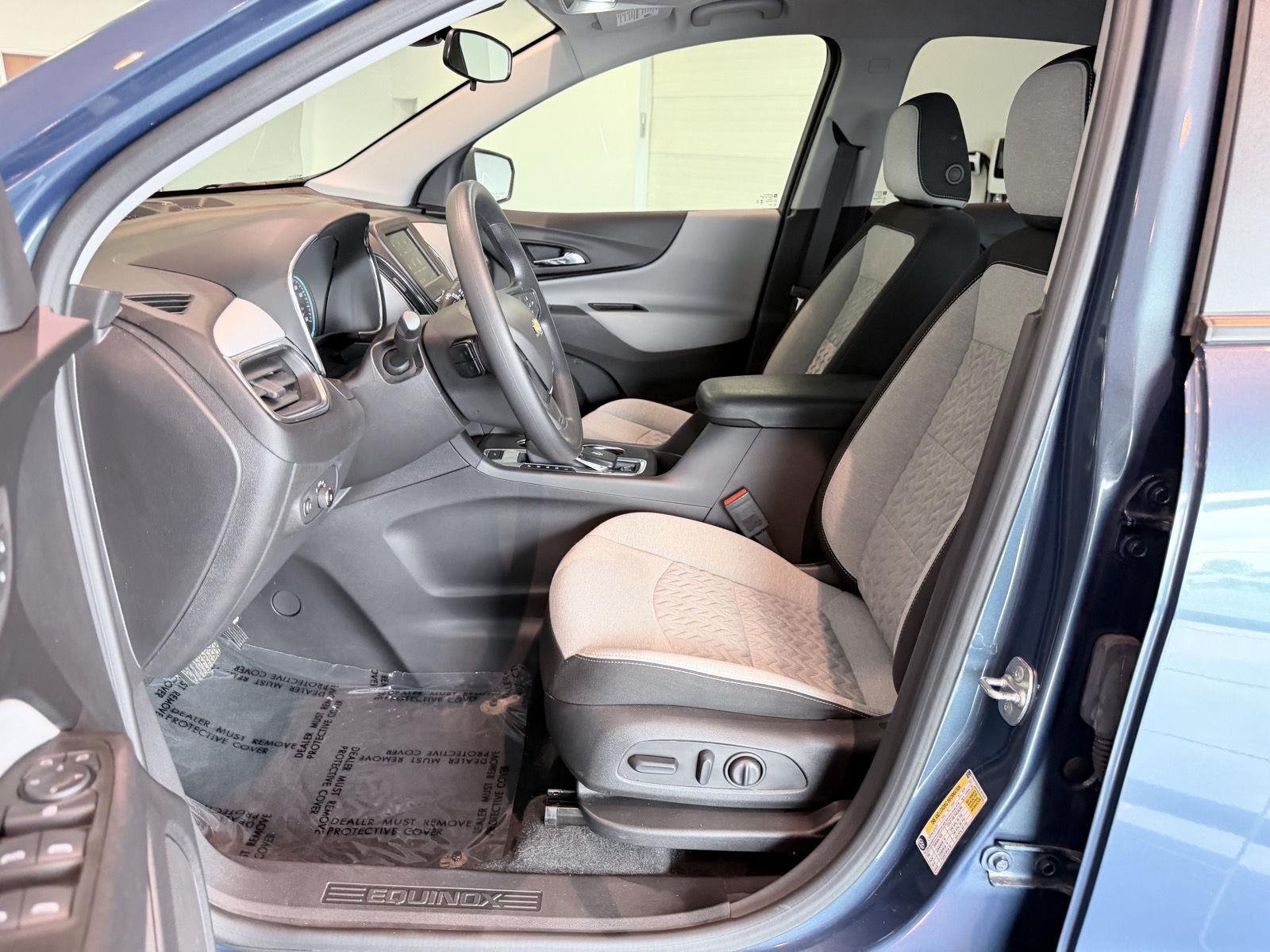 Used 2024 Chevrolet Equinox LS w/ LS Convenience Package AWD/4WD image 29