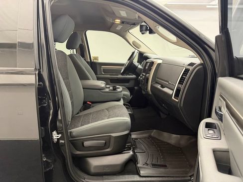 Used 2018 RAM 1500 Big Horn AWD/4WD image 25