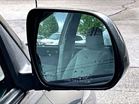 Used 2010 Toyota Highlander 4WD image 22