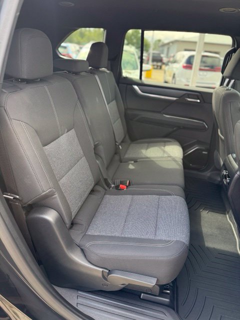 Used 2025 GMC Acadia Elevation FWD image 21