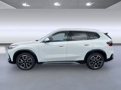 New 2026 BMW X1 xDrive28i w/ Technology Package AWD/4WD image 2