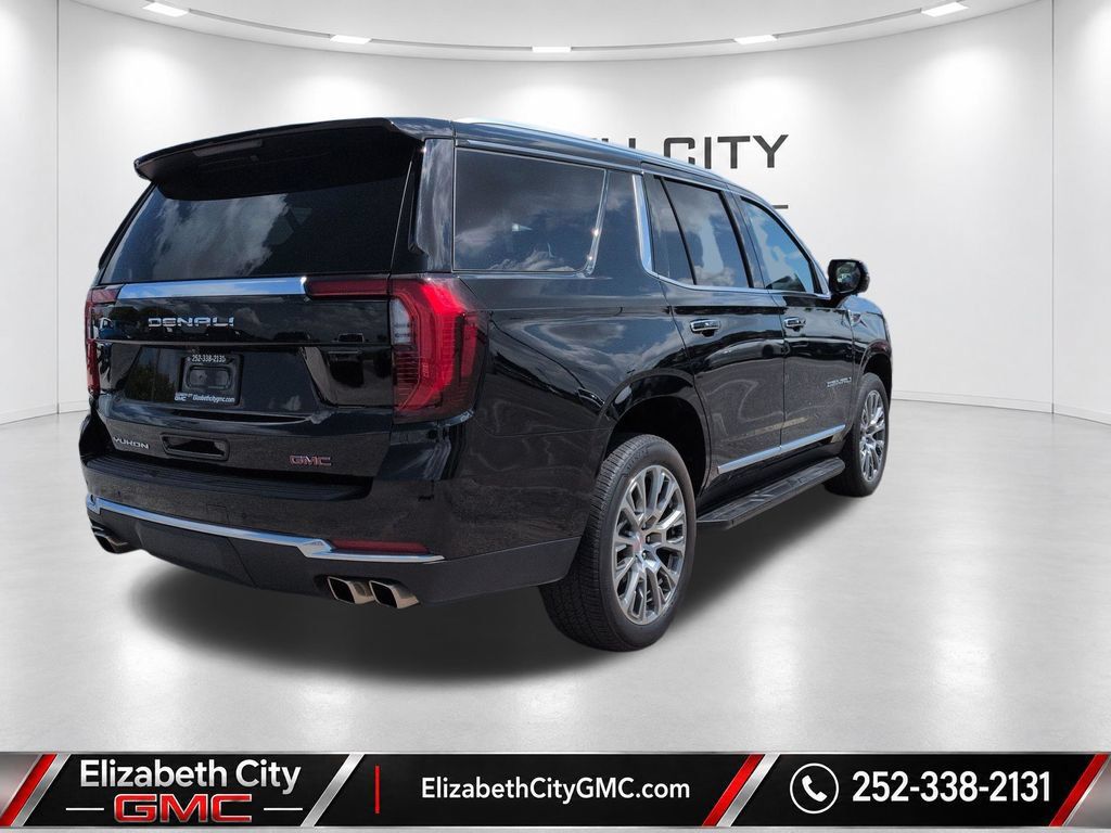Used 2025 GMC Yukon Denali AWD/4WD image 6