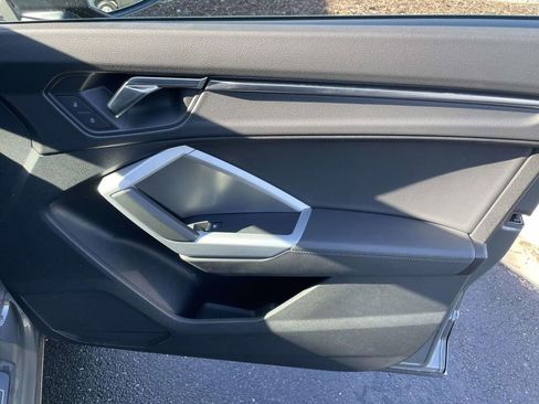 Used 2023 Audi Q3 2.0T Premium w/ Convenience Package image 46