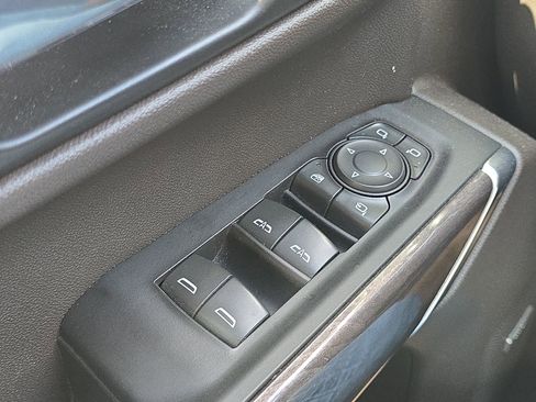 Used 2022 Chevrolet Silverado 1500 LTZ w/ LTZ Premium Texas Edition image 13