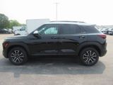 Used 2025 Chevrolet TrailBlazer ACTIV image 2