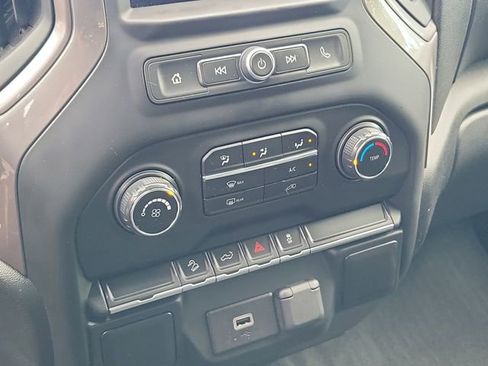 Used 2020 Chevrolet Silverado 1500 Custom Trail Boss w/ Custom Convenience Package AWD/4WD image 24