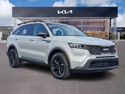 Used 2023 Kia Sorento S w/ Panoramic Sunroof Package