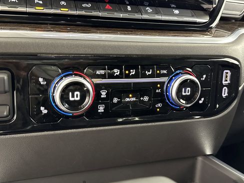 New 2025 GMC Sierra 1500 Elevation w/ Elevation Premium Package image 30