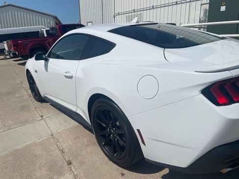 Used 2024 Ford Mustang GT Premium RWD image 8