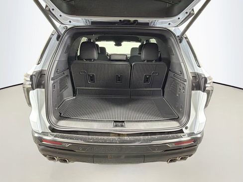 New 2026 Chevrolet Traverse High Country w/ LPO, Floor Liner Package image 27