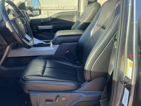 Used 2021 Ford F250 Lariat image 11