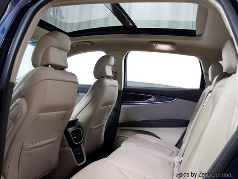 Used 2017 Lincoln MKX Reserve w/ Lincoln MKX Climate Package image 14