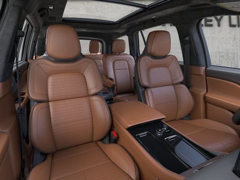New 2026 Lincoln Aviator Black Label AWD/4WD image 10