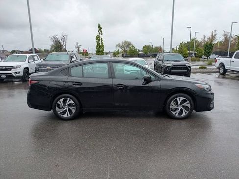 Used 2025 Subaru Legacy Premium AWD/4WD image 2