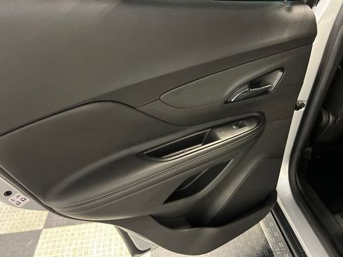 Used 2019 Buick Encore Preferred FWD image 17