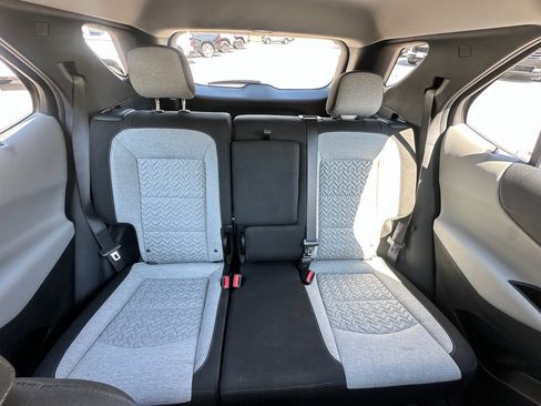 Used 2023 Chevrolet Equinox LS image 25
