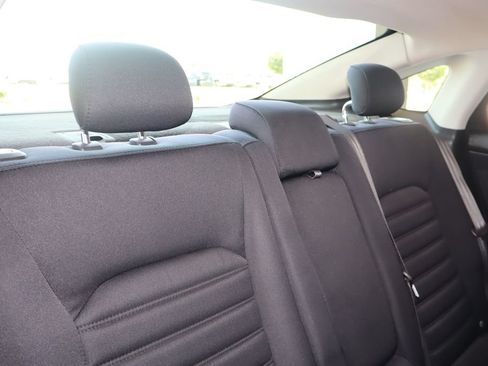 Used 2015 Ford Fusion SE FWD image 36