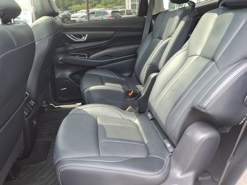 Used 2023 Subaru Ascent Limited w/ Technology Package AWD/4WD image 15