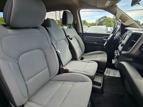 Used 2020 RAM 1500 Big Horn AWD/4WD image 13