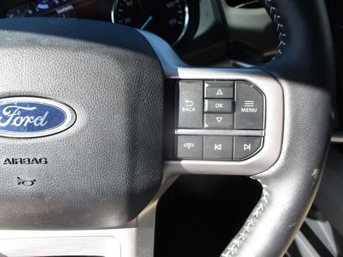 Used 2024 Ford Expedition XLT RWD image 20