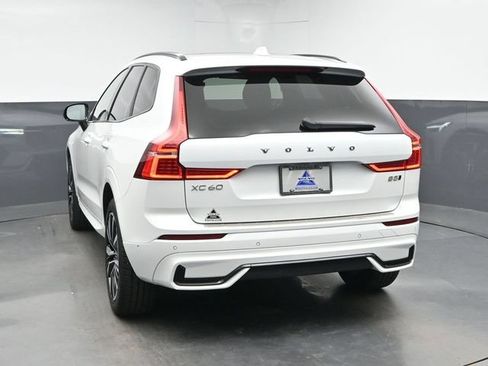 Used 2024 Volvo XC60 B5 Ultimate w/ Protection Package Premier AWD/4WD image 7