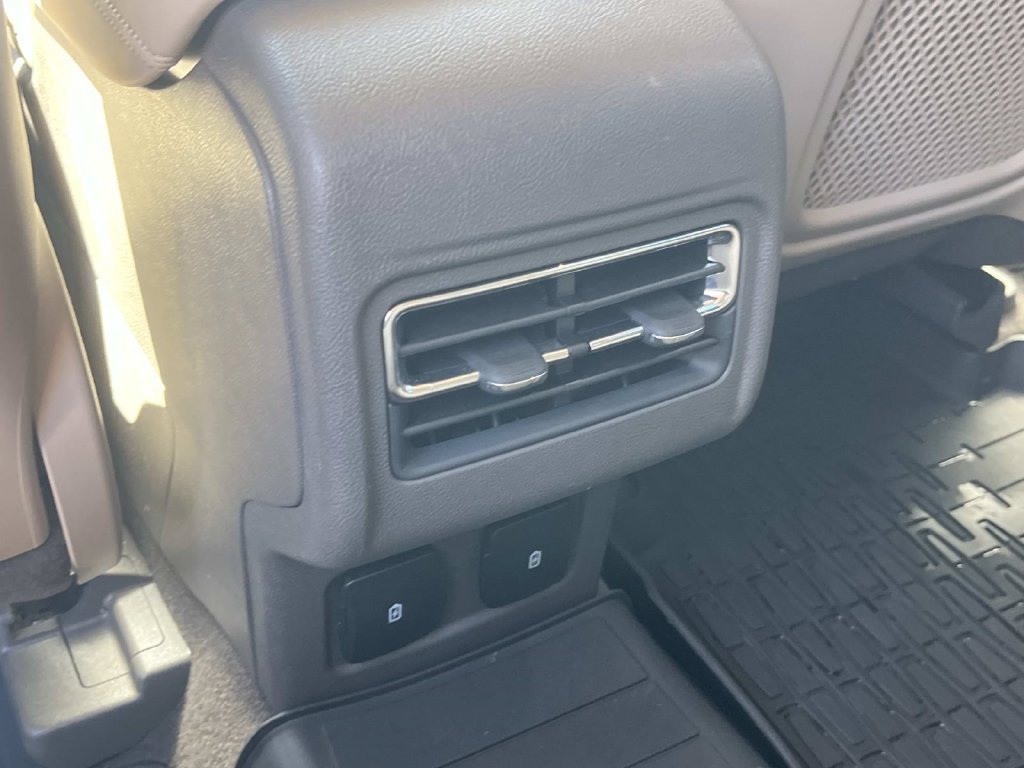 Used 2024 Lincoln Corsair FWD w/ Equipment Group 101A image 22