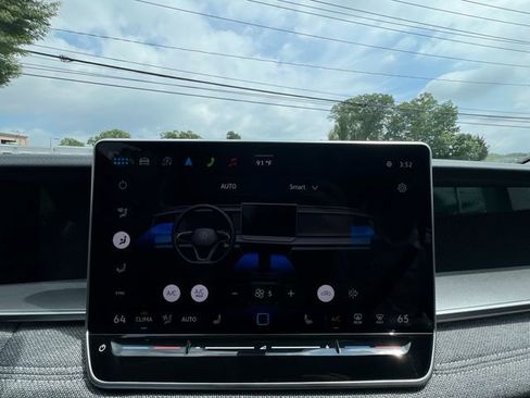 New 2025 Volkswagen Tiguan S image 18