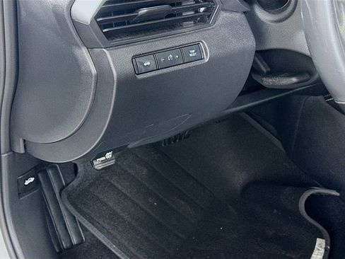 Used 2023 Nissan Altima 2.5 SR w/ SR Premium Package image 10