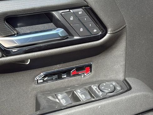 New 2026 GMC Sierra 1500 AT4 w/ AT4 Premium Package image 9