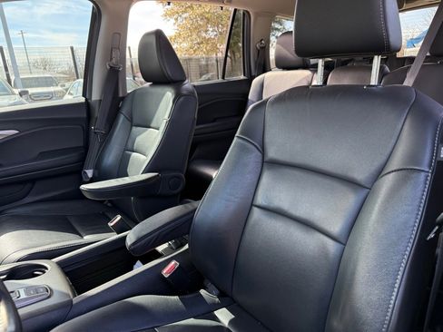 Used 2022 Honda Pilot Special Edition image 11