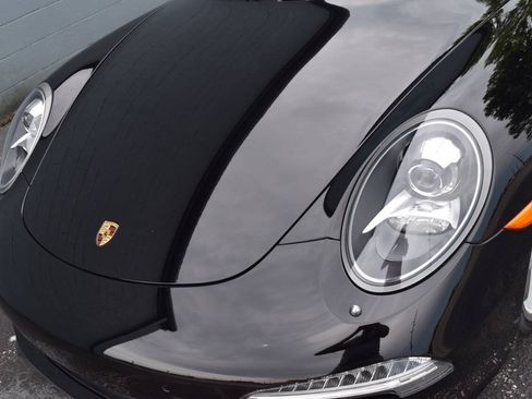 Used 2015 Porsche 911 Carrera 4S AWD/4WD image 6