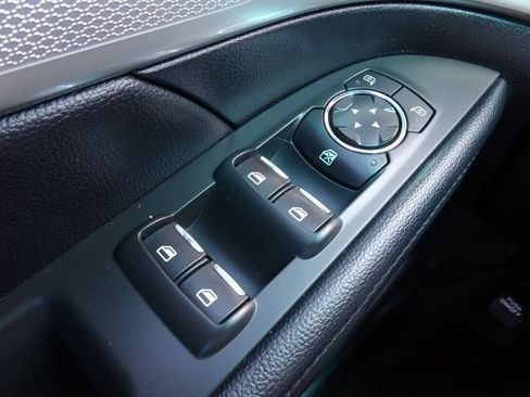 Used 2016 Ford Explorer XLT FWD image 26