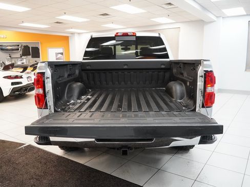 Used 2016 GMC Sierra 1500 SLE w/ SLE Value Package image 9