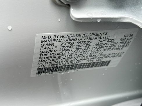 New 2026 Acura MDX SH-AWD image 25