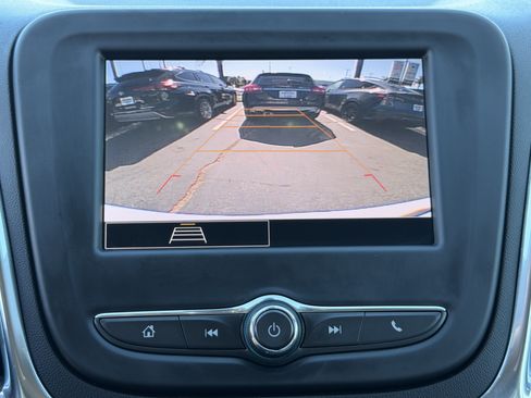 Used 2023 Chevrolet Equinox LT FWD image 24