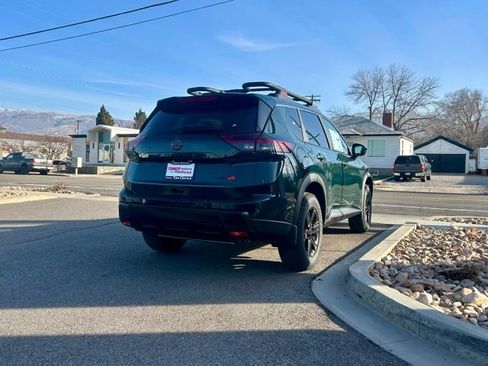 New 2026 Nissan Rogue SV w/ Rock Creek Premium Package AWD/4WD image 4